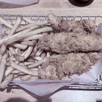 Cotton Patch Cafe - Chicken Tenders basket - American Near Me - Mansfield, Texas