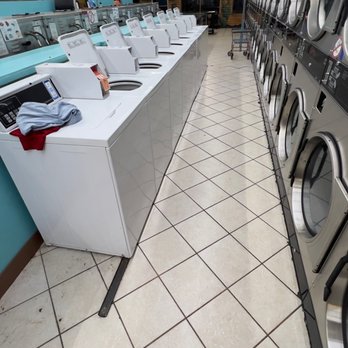 Agua Caliente - Laundromat Near Me - Phoenix, Arizona
