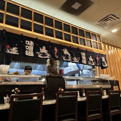 Yama Sushi Bar - Yama