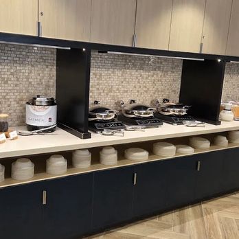 TownePlace Suites - Breakfast bar - Hotels Near Me - Pigeon Forge, Tennessee TownePlace Suites - Breakfast bar - Hotels Near Me - Pigeon Forge, Tennessee