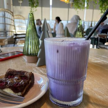 Lele Cake - Iced ube latte - Coffee & Tea Near Me - Los Gatos, California