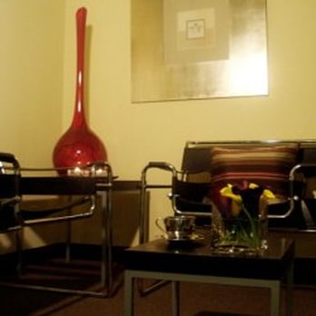 Labak Sports Massage - Relaxation Area - Massage Near Me - Chicago, Illinois Labak Sports Massage - Relaxation Area - Massage Near Me - Chicago, Illinois