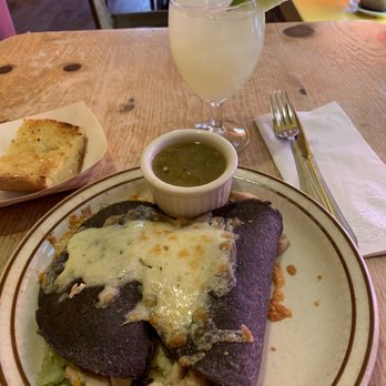 The Shed - Blue corn tortillas with chicken and a house margarita - New Mexican Cuisine Near Me - Santa Fe, New Mexico The Shed - Blue corn tortillas with chicken and a house margarita - New Mexican Cuisine Near Me - Santa Fe, New Mexico