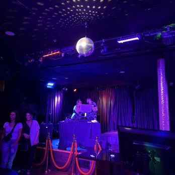 Premiere on Broadway - Music Venues Near Me - Somerville, Massachusetts Premiere on Broadway - Music Venues Near Me - Somerville, Massachusetts