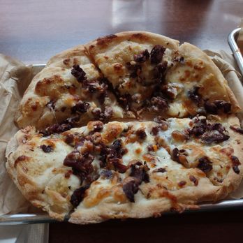 Ration Ales - Beef on weck flat bread - Beer Bar Near Me - Williamsville, New York