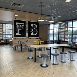 McDonald's - So clean inside!