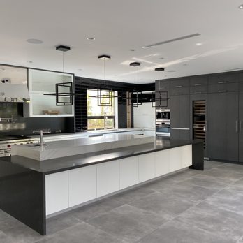 I and E Cabinets - a kitchen with a large island - General Contractors Near Me - Van Nuys, California I and E Cabinets - a kitchen with a large island - General Contractors Near Me - Van Nuys, California
