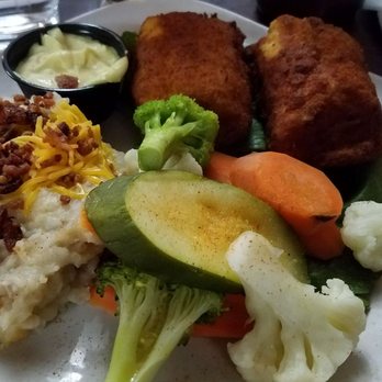 Ale's Steakhouse & Bar - Chicken Cordon Bleu was really good but wasn't a fan of the mayo-like "royal" sauce (and I like mayo...) - Seafood Near Me - Ridgecrest, California