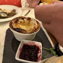 Restaurante Frade dos Mares - Baked Brie with jam