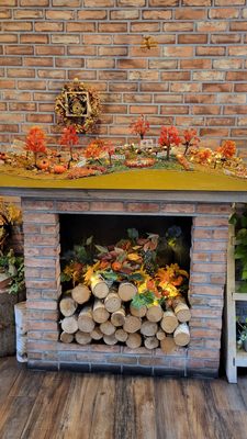 Cafe Bench | Crêpe Flushing by null