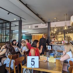 La Taqueria - Dinning room