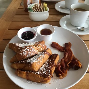 Cafe 44 - French Toast - American Near Me - Alexandria, Virginia Cafe 44 - French Toast - American Near Me - Alexandria, Virginia