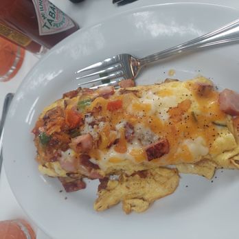 Serendipity Restaurant - Omelet - Sports Bars Near Me - Redondo Beach, California