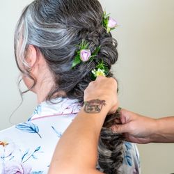 Hair flowers