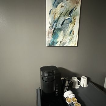 Atheneum Suite Hotel - Coffee Maker - Hotels Near Me - Detroit, Michigan