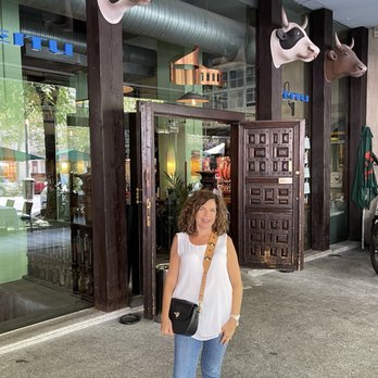 Teitu - Entrance - Asturian Near Me - Madrid, M