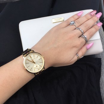 Elegant Nails - Nail Salons Near Me - Fair Oaks, California