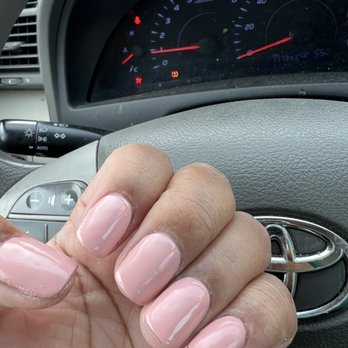 Happy Nails Brows & Lashes Bar - Nail Salons Near Me - Chicago, Illinois