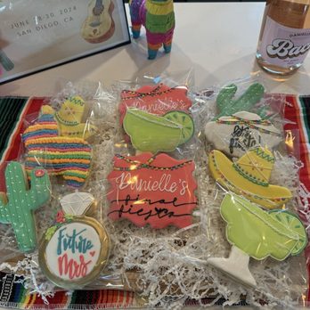 Petite Moi Bakery - Desserts Near Me