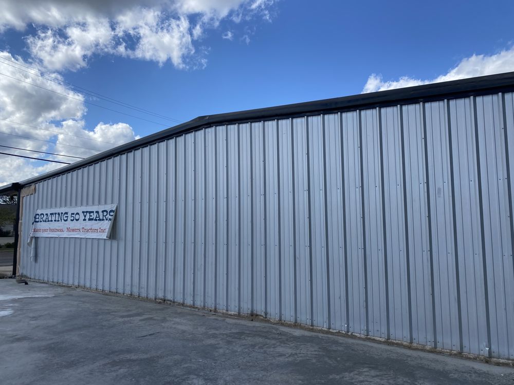 Slide of Rojo’s Custom Painting