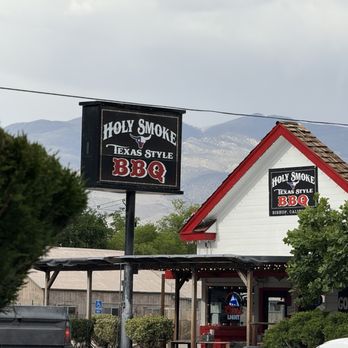 Holy Smoke Texas Style Barbecue - Exterior - Barbeque Near Me - Bishop, California Holy Smoke Texas Style Barbecue - Exterior - Barbeque Near Me - Bishop, California