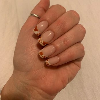 Elegant Nails & Spa - Nail Salons Near Me - Medford, Massachusetts