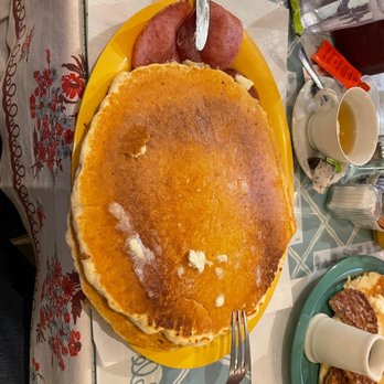 Tanzy's - Ginormous Pancakes - Coffee & Tea Near Me - Hudson, New York
