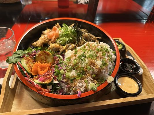 Tomo Ramen by null