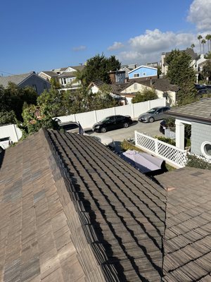 Titan Roof Solutions Logo