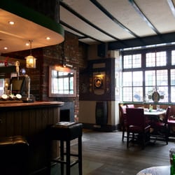 Dewdrop Inn