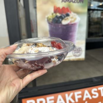 Chapter II Coffee - Açaí bowl not as advertised - Coffee & Tea Near Me - Long Beach, California Chapter II Coffee - Açaí bowl not as advertised - Coffee & Tea Near Me - Long Beach, California