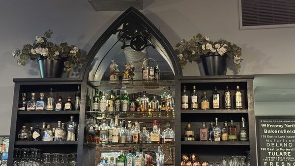 TWO GOATS & THE GOOSE by null