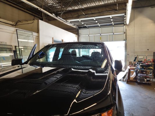 Auto glass replacements. - AUTO GLASS REPAIRS & REPLACEMENTS THAT GET YOU BACK ON THE ROAD SAFE, FAST! Auto glass replacements. - AUTO GLASS REPAIRS & REPLACEMENTS THAT GET YOU BACK ON THE ROAD SAFE, FAST!