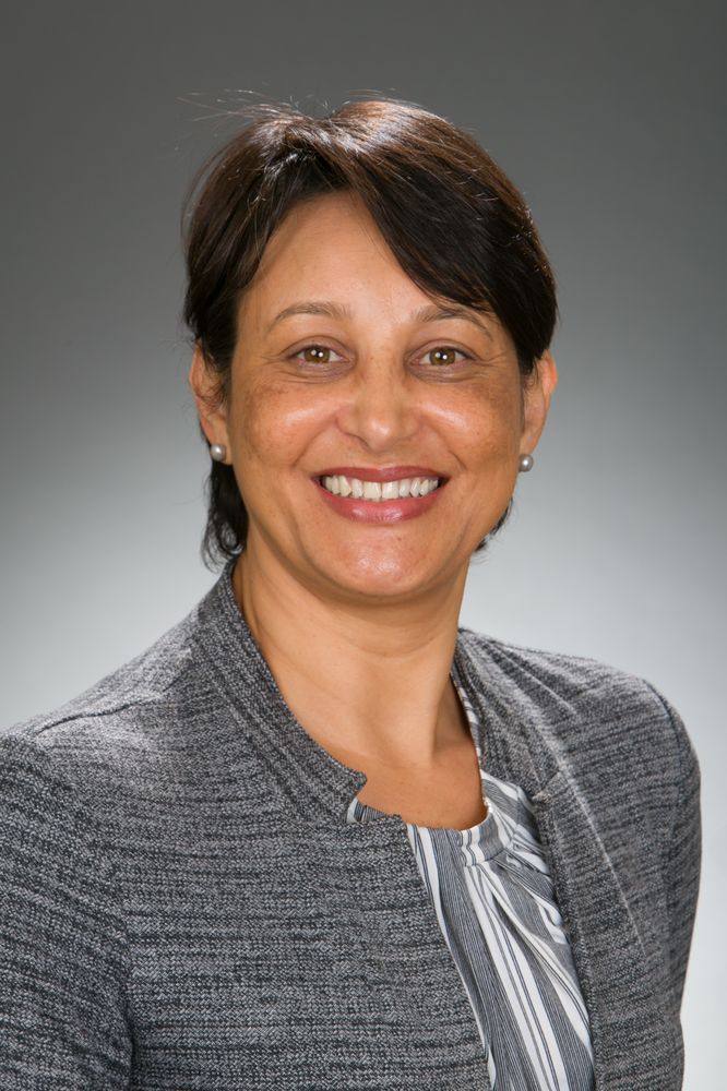 Rosa Santos - Global Real Estate