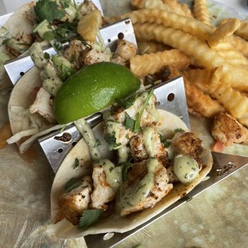 Drift Kitchen & Bar - Hutchinson Shores Resort - The best fish tacos! - Seafood Near Me - Jensen Beach, Florida