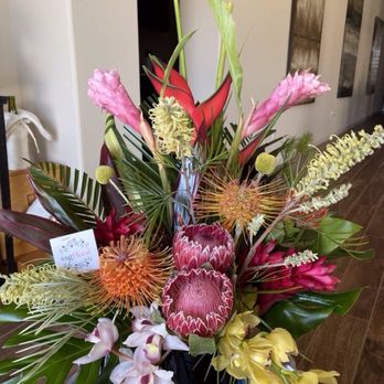 ssgFloral - Celebration of life - Floral Designers Near Me