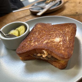 True Laurel - True Laurel Patty Melt - Cocktail Bars Near Me - San Francisco, California
