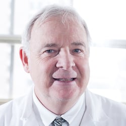 VM-Med - Dr Gordon Brabant - Chirurgie générale, offrant services en dépistage, prévention et traitement de cancer du sein