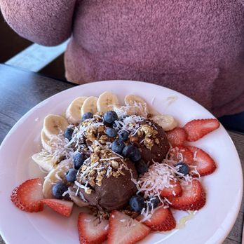 Broken Yolk Cafe - Açai bowl!! Muito bom! Brigado! - Breakfast & Brunch Near Me - Santee, California Broken Yolk Cafe - Açai bowl!! Muito bom! Brigado! - Breakfast & Brunch Near Me - Santee, California