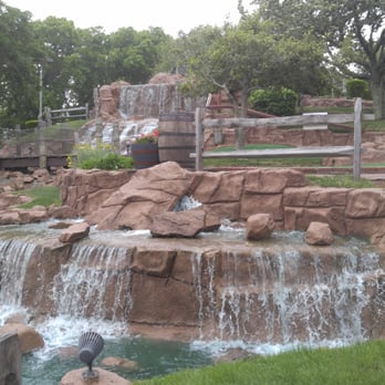 Pirate's Cove - Waterfall - Mini Golf Near Me - South Yarmouth, Massachusetts