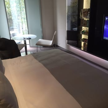 Me - Hotels Near Me - London, XGL