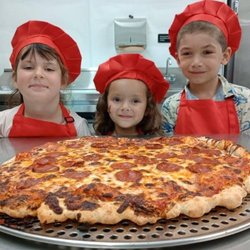 Grab and Go Pizzeria - Family ran, Family owned!