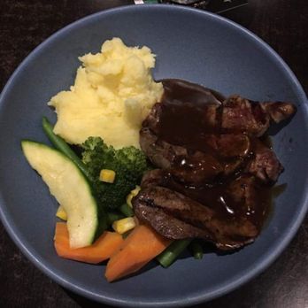 Whitebull Hotel - Hotels Near Me - Armidale, NSW