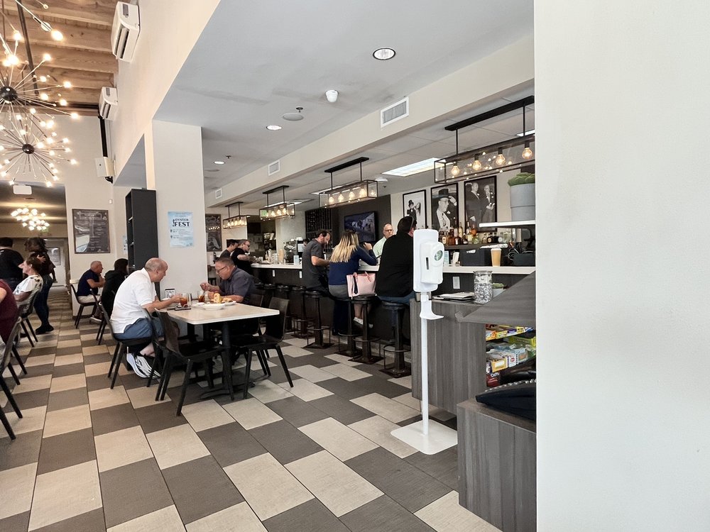 Top Hat Deli