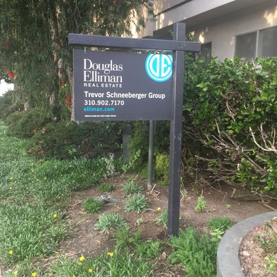 Trevor Schneeberger Douglas Elliman Real Estate 13 Photos 14 Reviews Real Estate Agents 11990 San Vicente Blvd Los Angeles Ca Phone Number