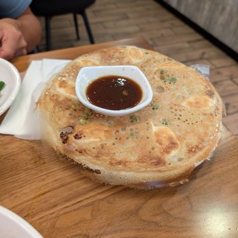 Juicy Dumpling Factory - Pan fried buns - Chinese Near Me - Redondo Beach, California Juicy Dumpling Factory - Pan fried buns - Chinese Near Me - Redondo Beach, California