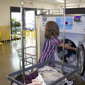 Express Eco Laundromat - Big Washer for All your Laundry - Laundromat Near Me - Salem, Oregon Express Eco Laundromat - Big Washer for All your Laundry - Laundromat Near Me - Salem, Oregon
