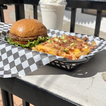 Grinderz - Burgers Near Me - Huntington Beach, California Grinderz - Burgers Near Me - Huntington Beach, California
