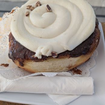 O'Brien's Boulangerie - Pecan sticky bun - Bakeries Near Me - Poway, California O'Brien's Boulangerie - Pecan sticky bun - Bakeries Near Me - Poway, California
