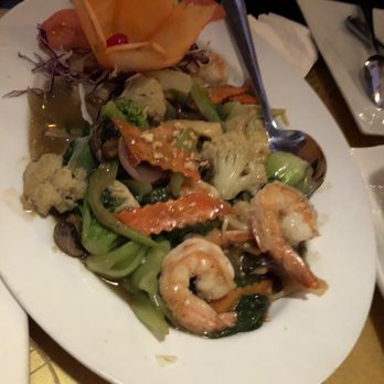 Present Restaurant - Vietnamese Near Me - Falls Church, Virginia